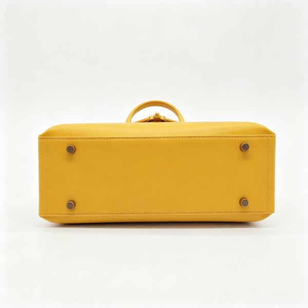 Women Yellow Envelope Flap Shoulder Bag Deer Head Hardware Smooth PU Leather Underarm Handbag